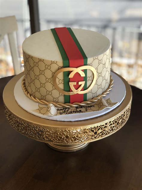 gucci birthday cake designs|gucci cake design.